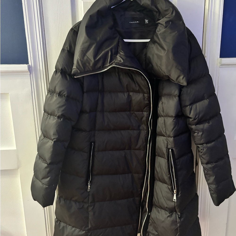 Tahari Black Puffer Coat with Zipper Details